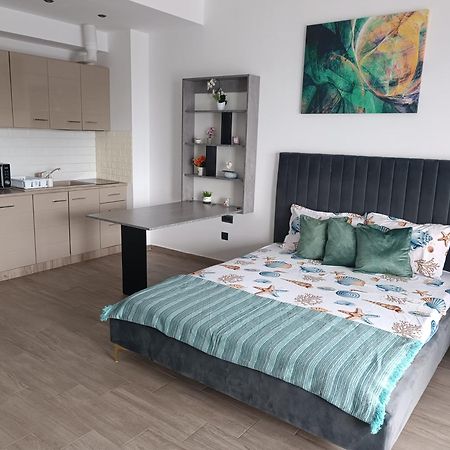 G&A By The Sea Apartment Mamaia Ngoại thất bức ảnh